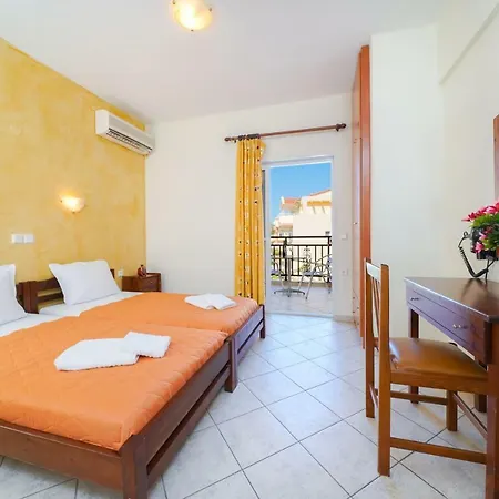 Konstantinos 2 公寓式酒店 3*