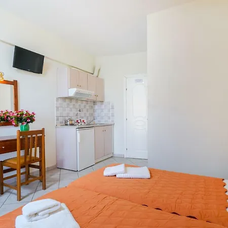 Konstantinos 2 Aparthotel